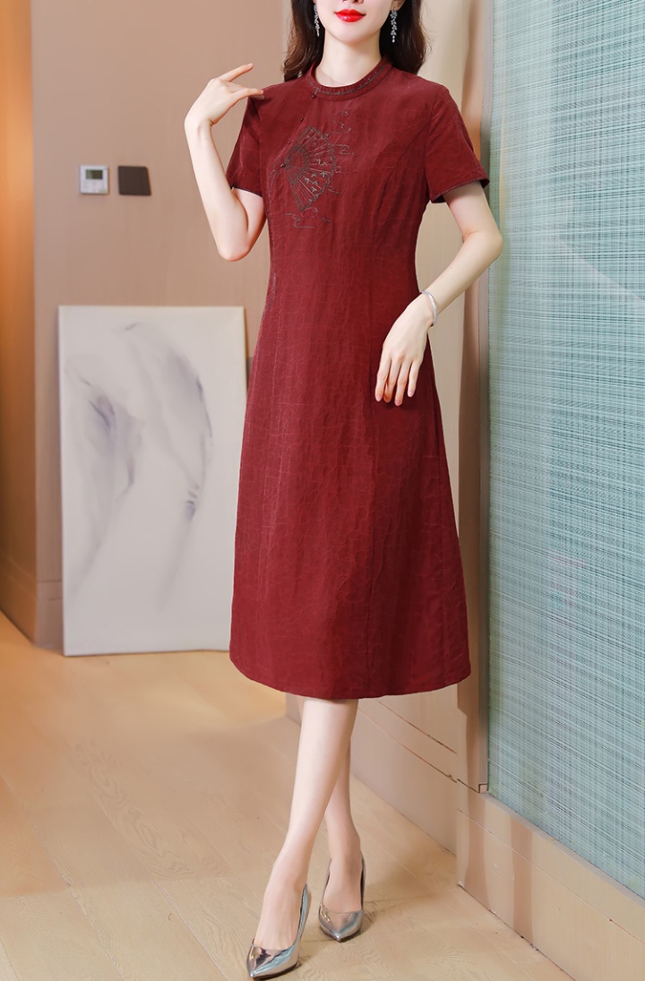 Embroidered fashion cheongsam silk real silk dress