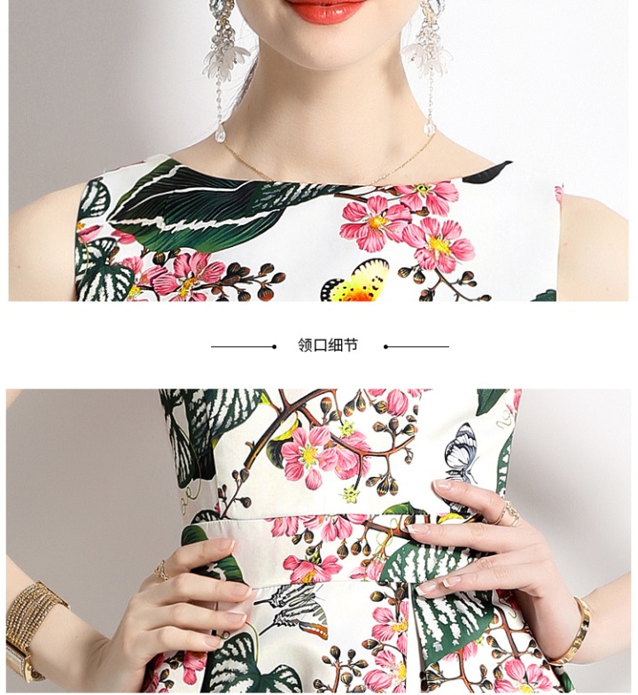 Clipping stereoscopic sleeveless pinched waist dress