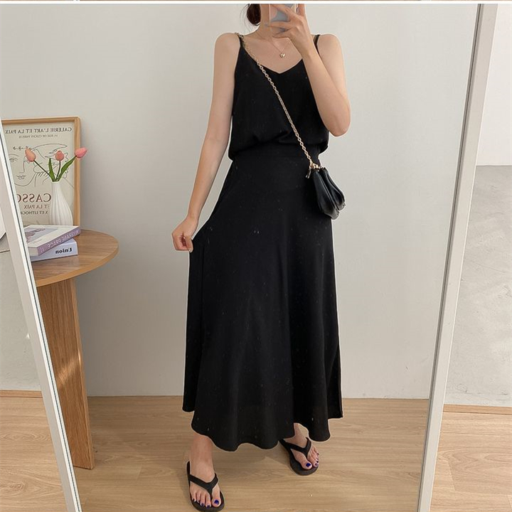 Simple Korean style temperament vest sling fashion skirt a set
