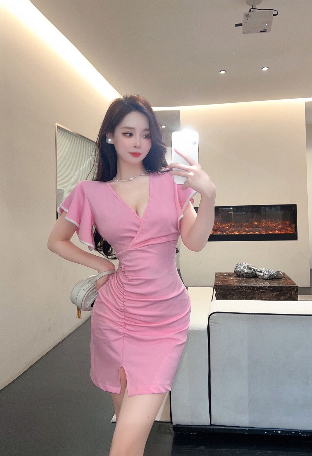 Fold lotus sleeve sexy package hip slim V-neck dress