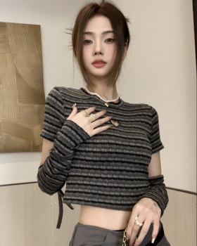 With sleeve stripe tops heart round neck T-shirt