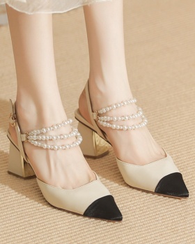 High-heeled shoes for women