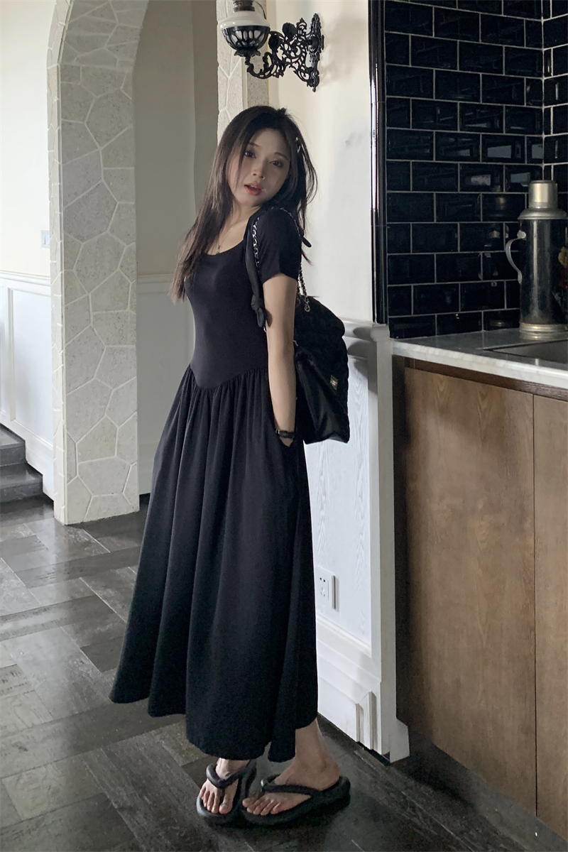 Slim long square collar dress Korean style black T-shirt