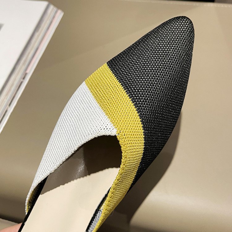 Flat Korean style pointed summer slippers for women