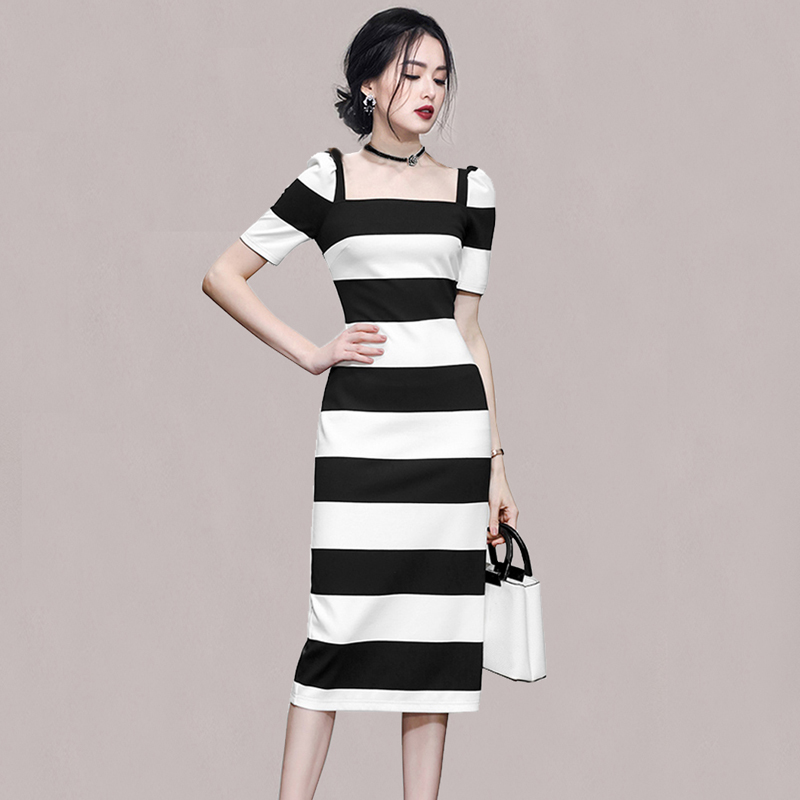 Light pinched waist slim black-white dress for women