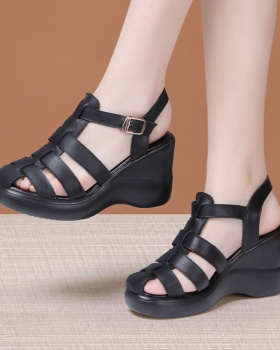 Large yard slipsole high-heeled sandals for women