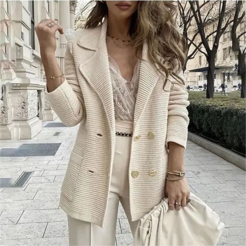 Long sleeve short jacket knitted tops for women