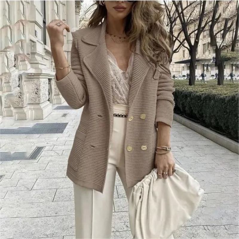 Long sleeve short jacket knitted tops for women