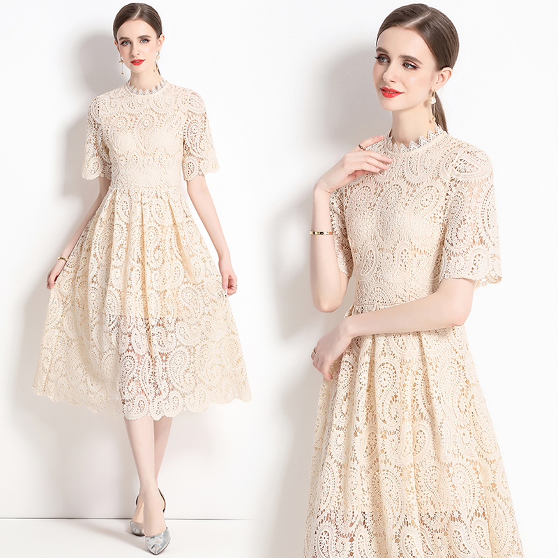 Embroidery big skirt lace dress