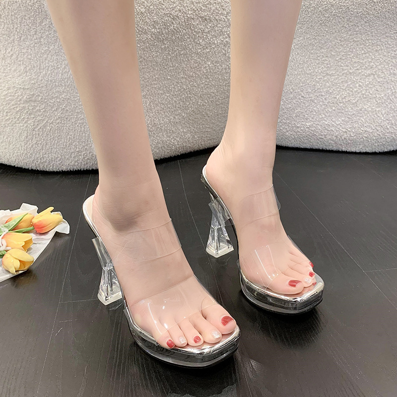 Casual transparent summer sandals fashion thick slippers