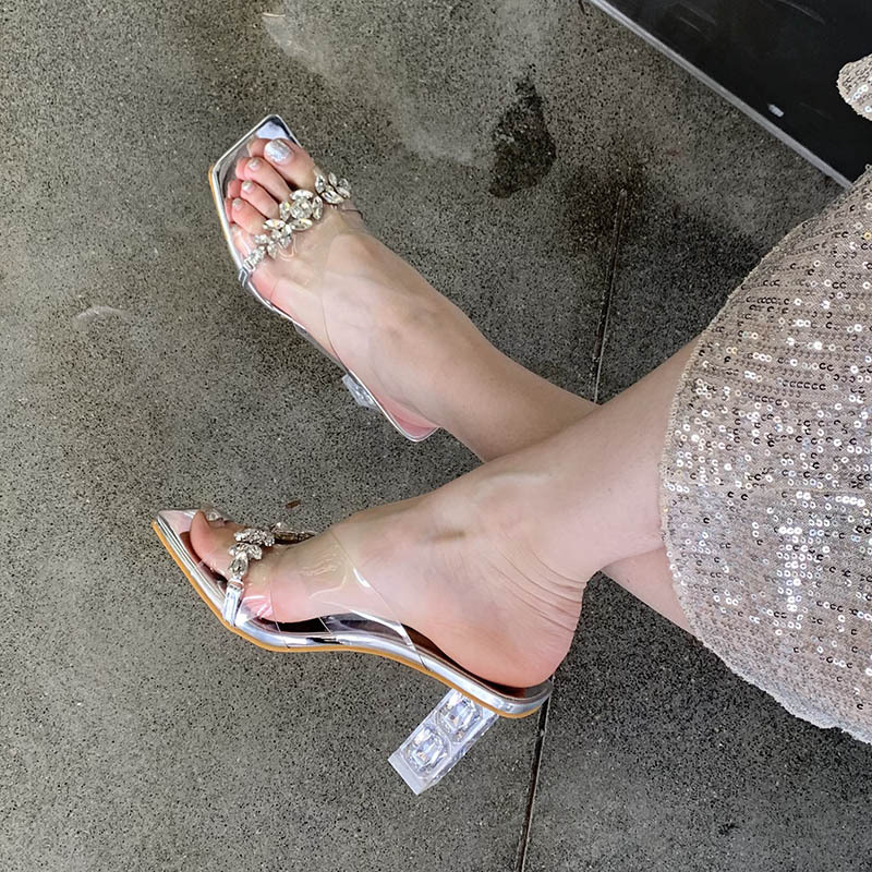Transparent wears outside summer slippers for women