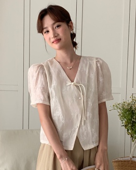 All-match Chinese style summer V-neck embroidery shirt