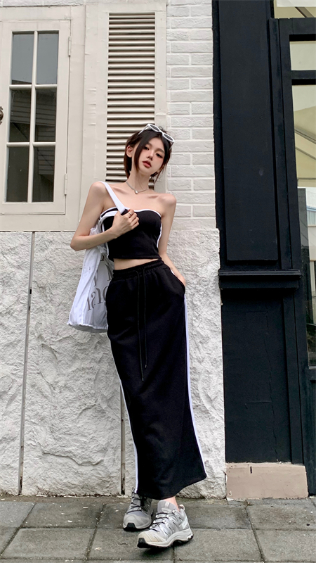 Korean style summer slim black wrapped chest skirt 2pcs set