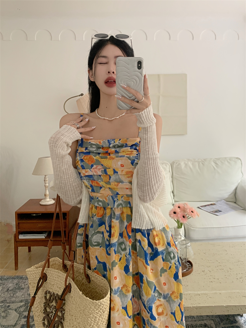Polka dot vacation painting blooming retro sling dress