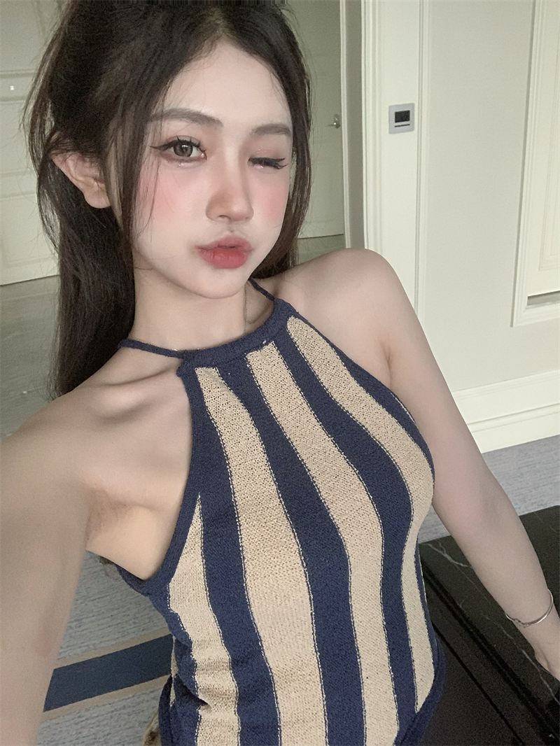 Knitted summer sexy mixed colors halter stripe vest