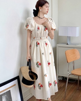 Puff sleeve round neck unique embroidery France style dress