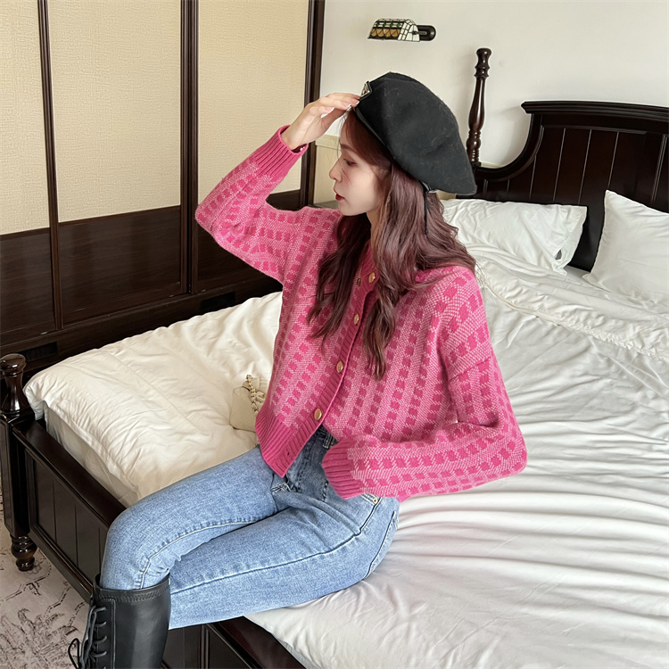 Pink fashion and elegant cardigan spring tops for women
