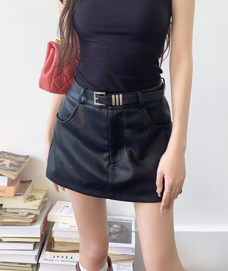 Hip black leather skirt spring and summer slim shorts