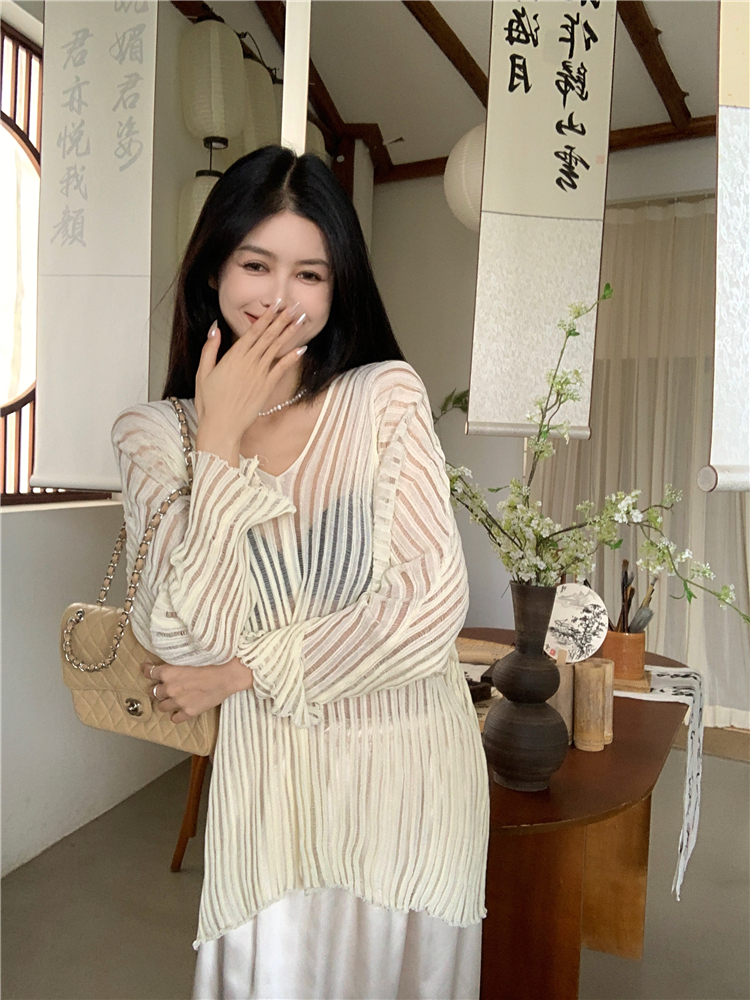 Thin Korean style sweater V-neck sunscreen tops