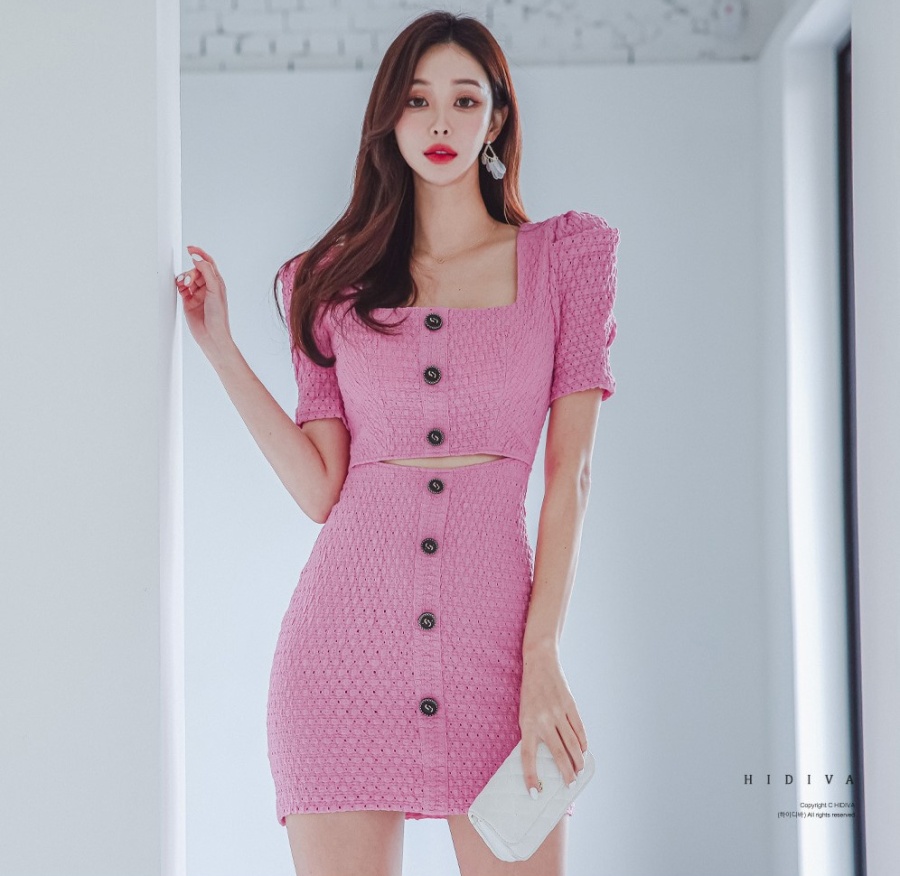 Single-breasted square collar dress