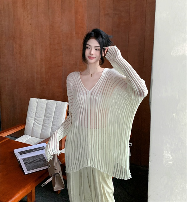 V-neck long hollow loose slim knitted sunscreen T-shirt