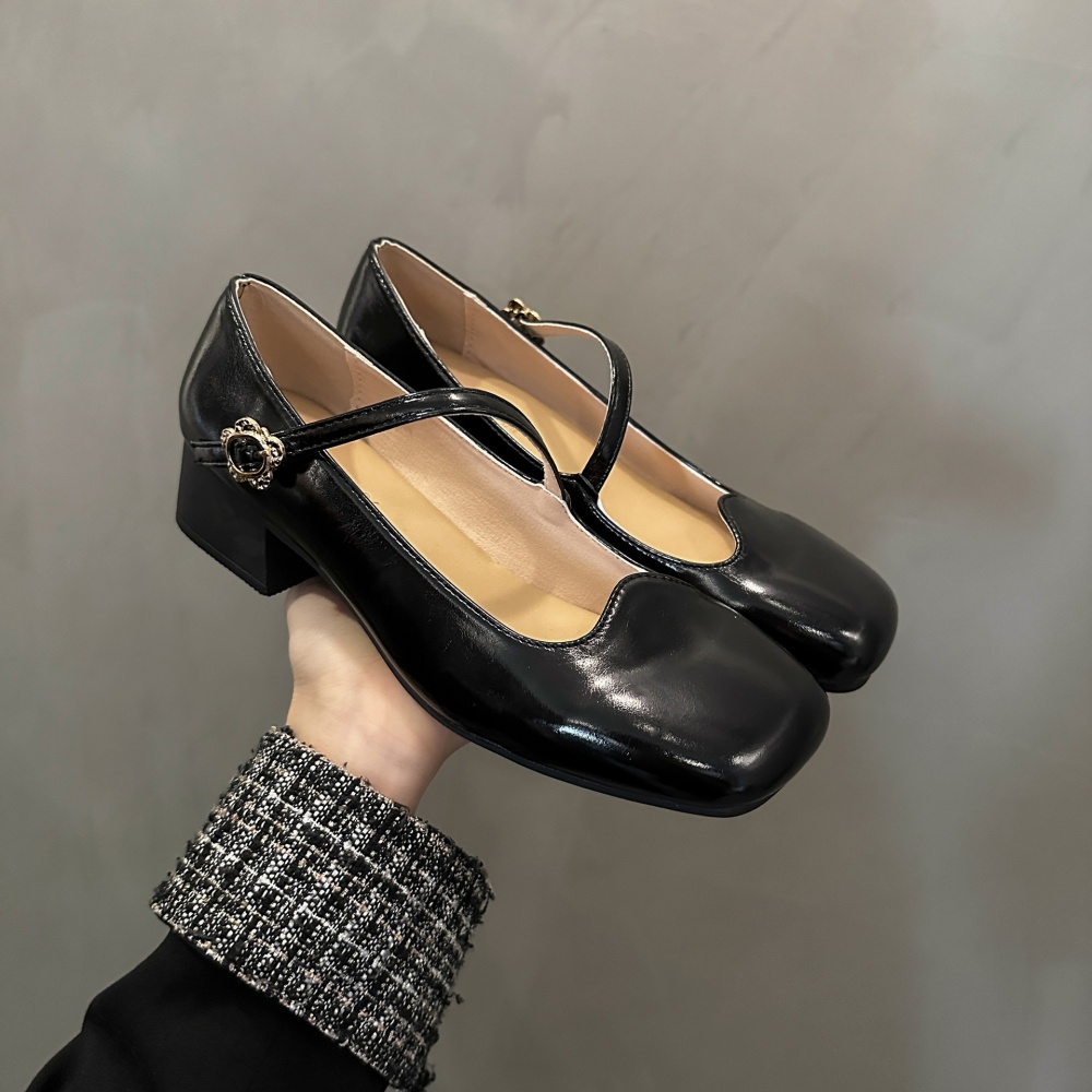 Small square head shoes thick low leather shoes