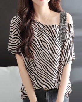 Unique strapless chiffon shirt slim tops for women
