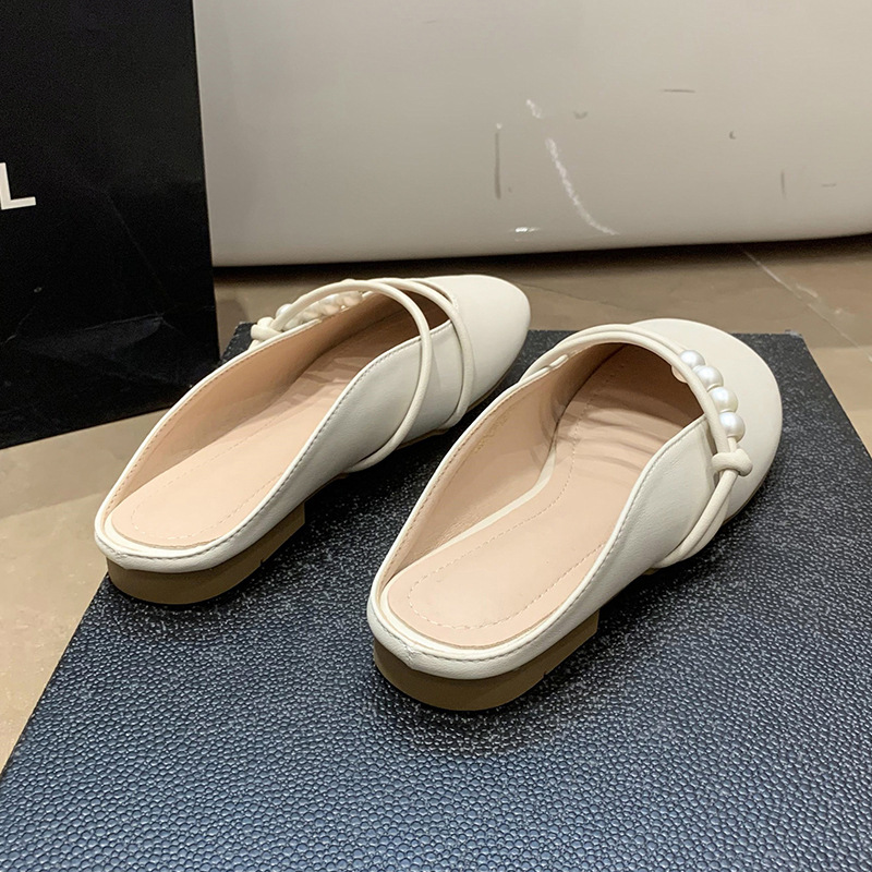Flat summer Korean style slippers for women