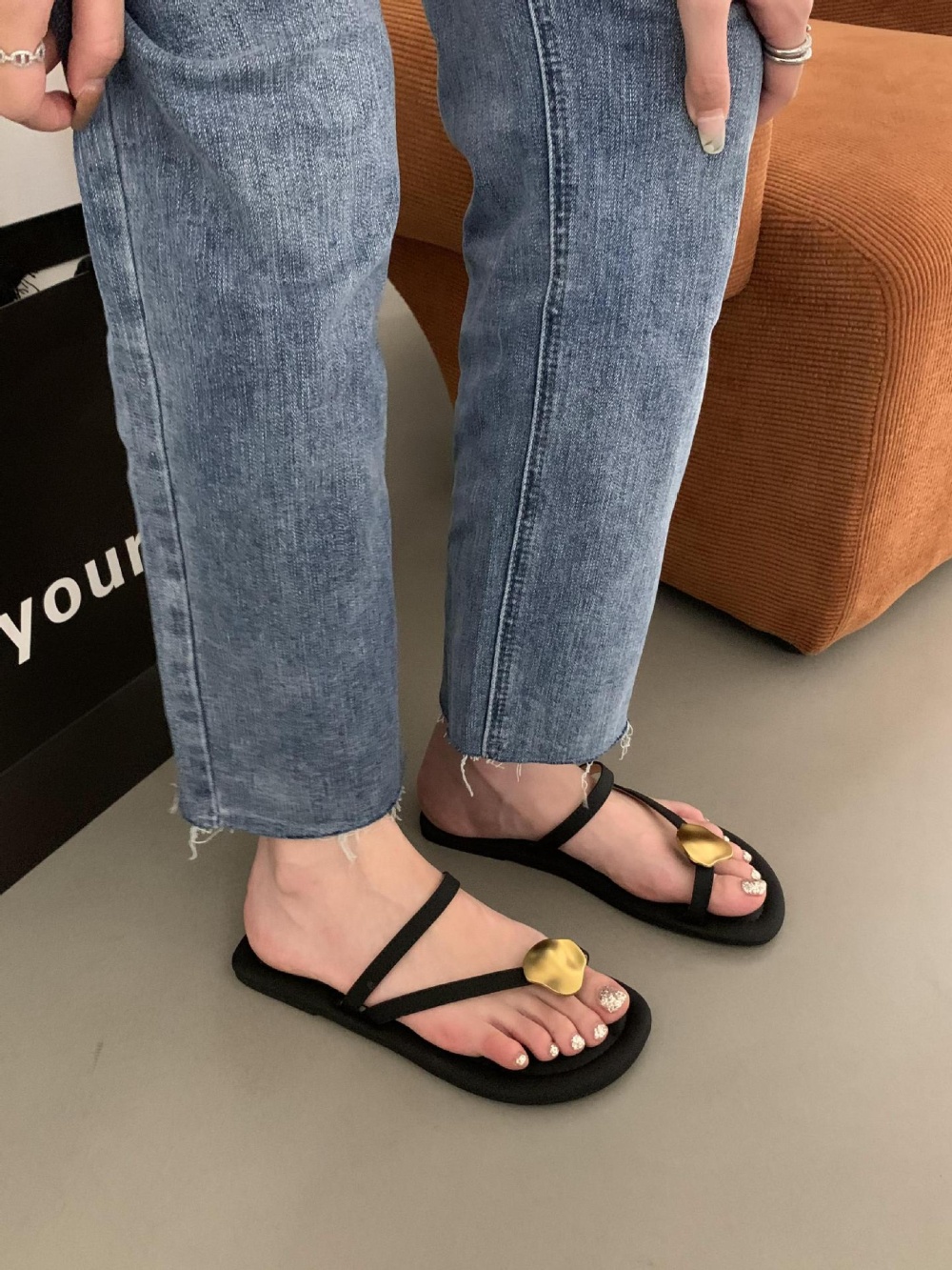 Wears outside Korean style sandals round slippers for women