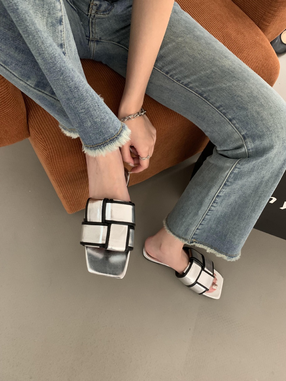 Thick crust sexy square head slippers for women