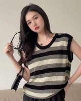 Niche summer sling tops France style sleeveless knitted vest
