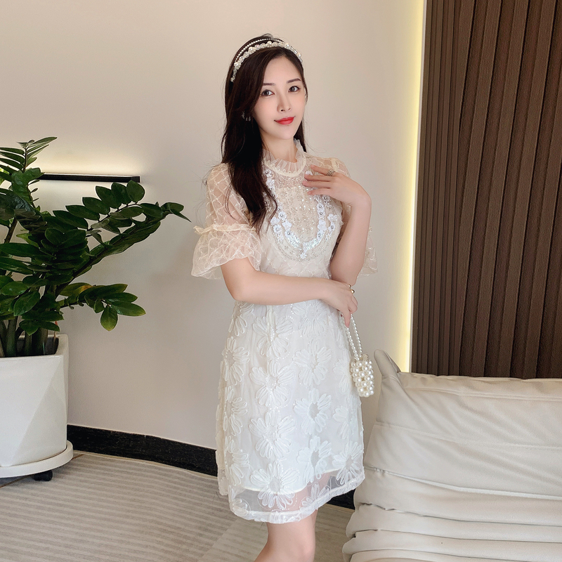 Slim disk flowers round neck rhinestone dress