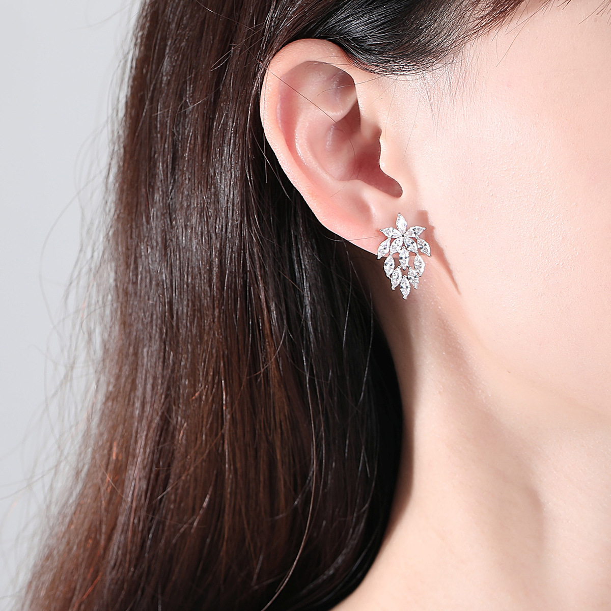 Leaves zircon earrings modeling creative stud earrings