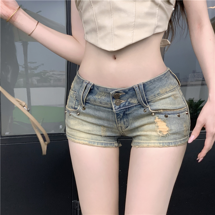 Slim wide leg denim package hip low-waist spicegirl shorts
