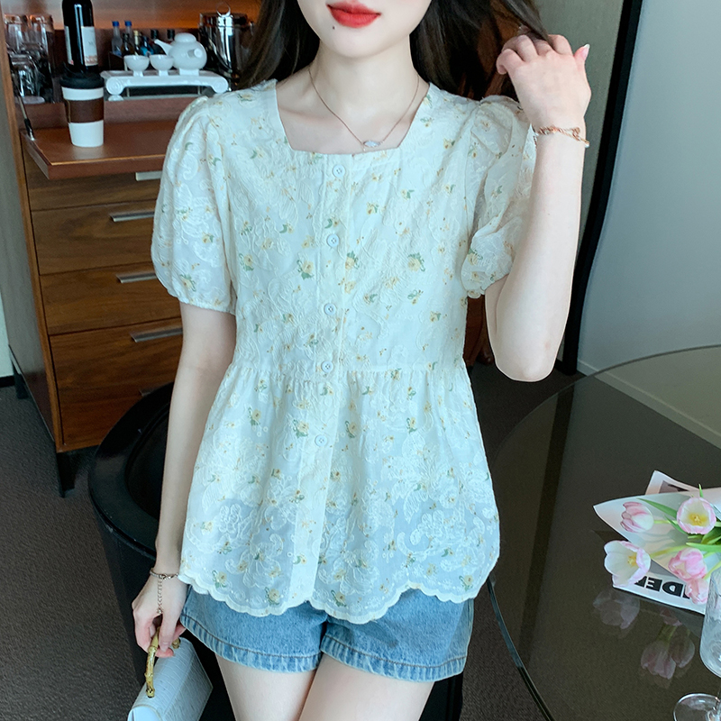 Floral loose embroidery puff sleeve Cover belly tops for women