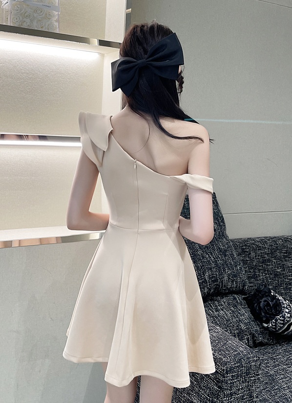 Cover belly shoulder sexy halter slim night show dress