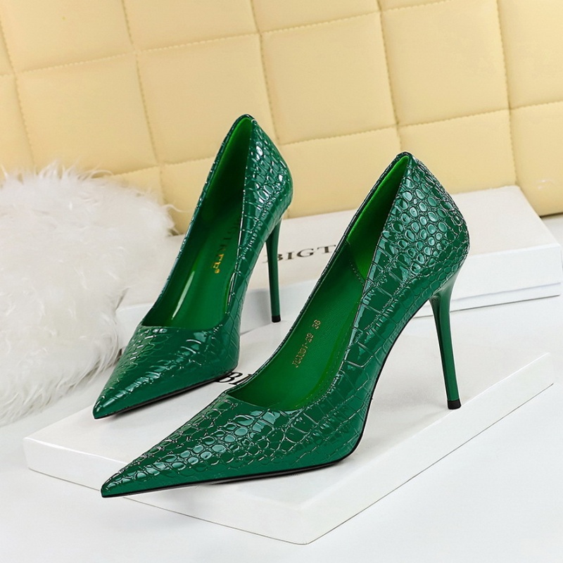 Fashion sexy high-heeled shoes pointed high-heeled shoes