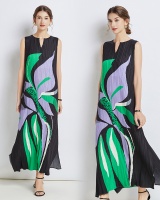 Large yard sleeveless dress printing dress for women