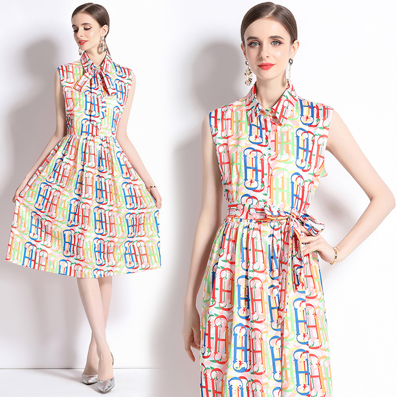 Fashion sleeveless slim pinched waist printing European style dress