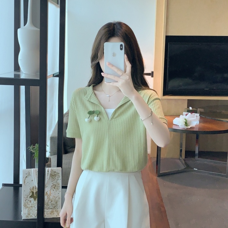 Korean style refreshing T-shirt summer V-neck small shirt