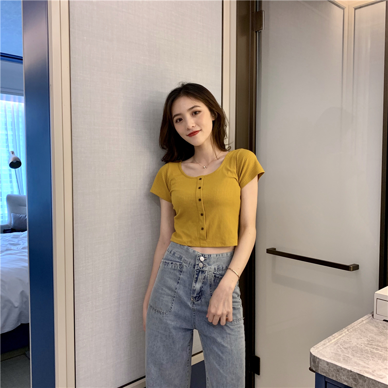 Korean style slim fashion short T-shirt for women