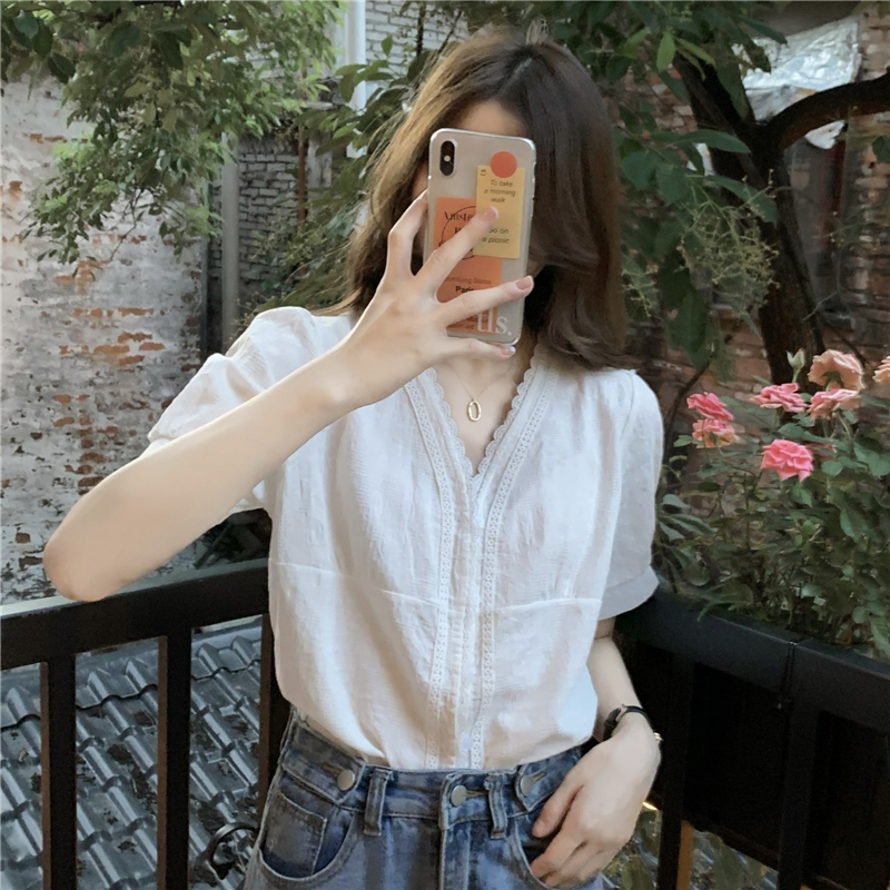 Slim Korean style puff sleeve retro lace shirt for women