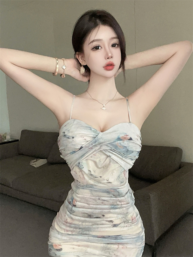 Sexy fold sling printing slim dress