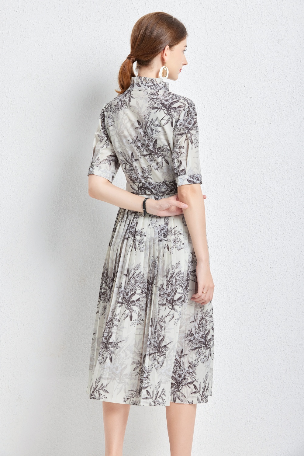 Ink pinched waist printing European style dress