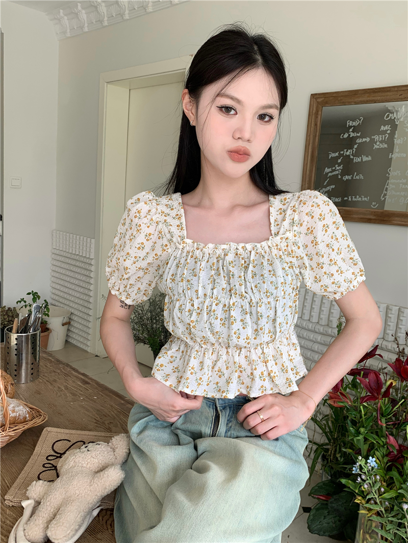 Short France style square collar floral shirt