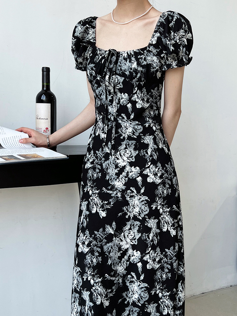 Chinese style drawstring floral square collar dress