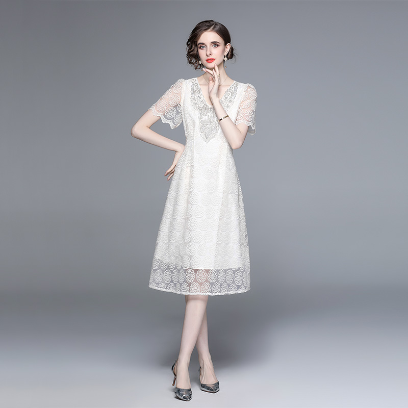 Puff sleeve embroidery colors V-neck beading dress