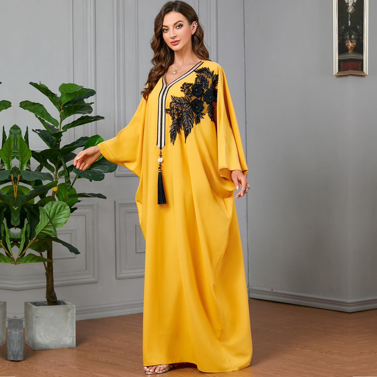 Bat sleeve yellow European style tassels splice dress