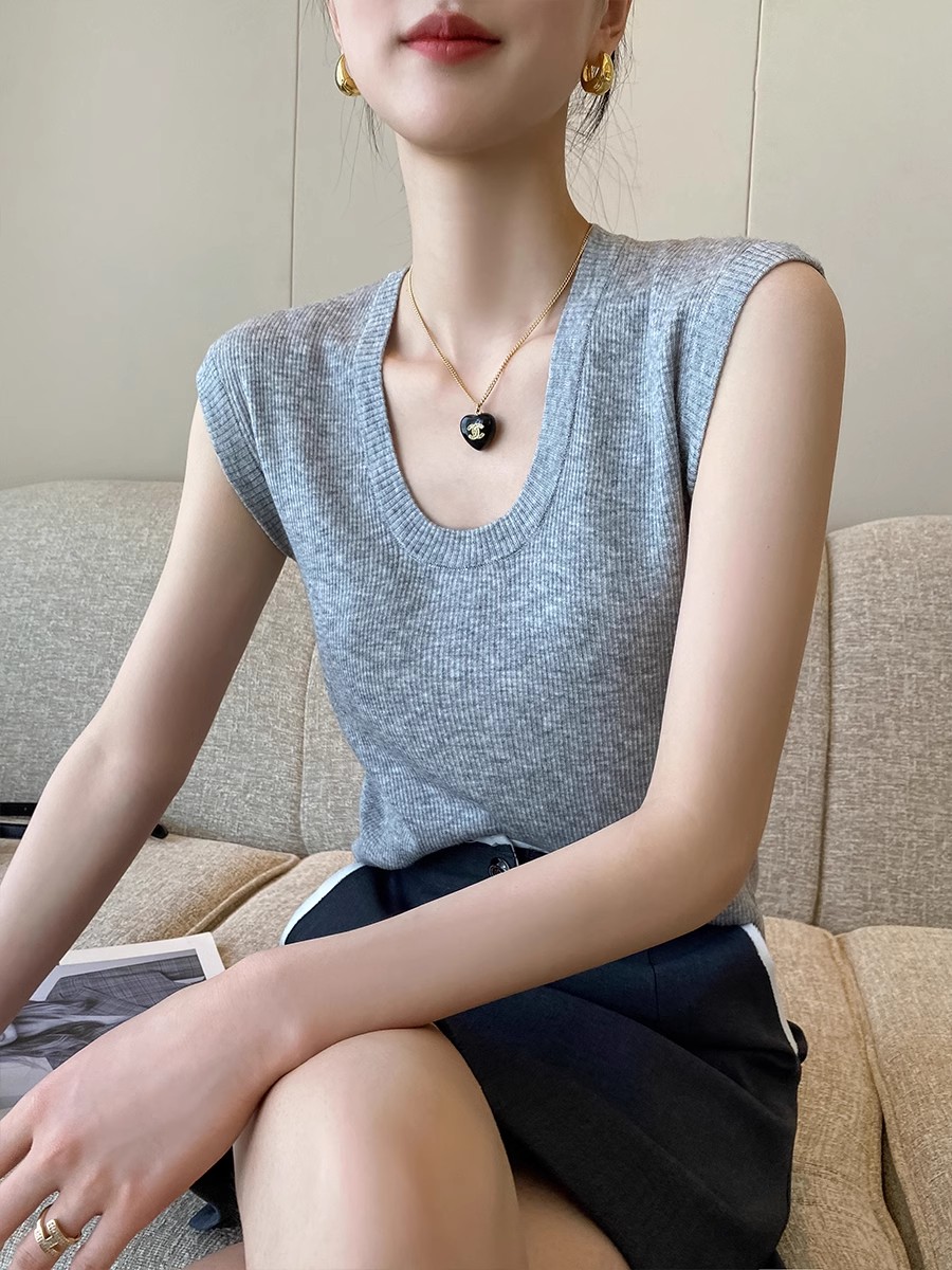 Gray fashion tops U-neck summer vest for women