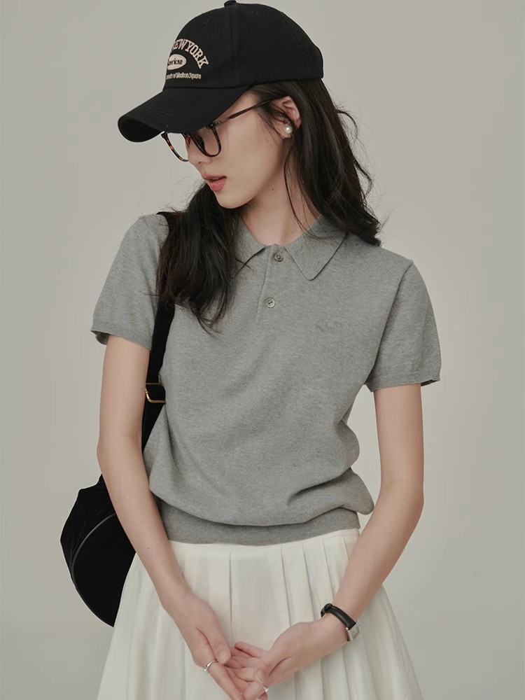 Casual short sleeve T-shirt simple lapel tops for women